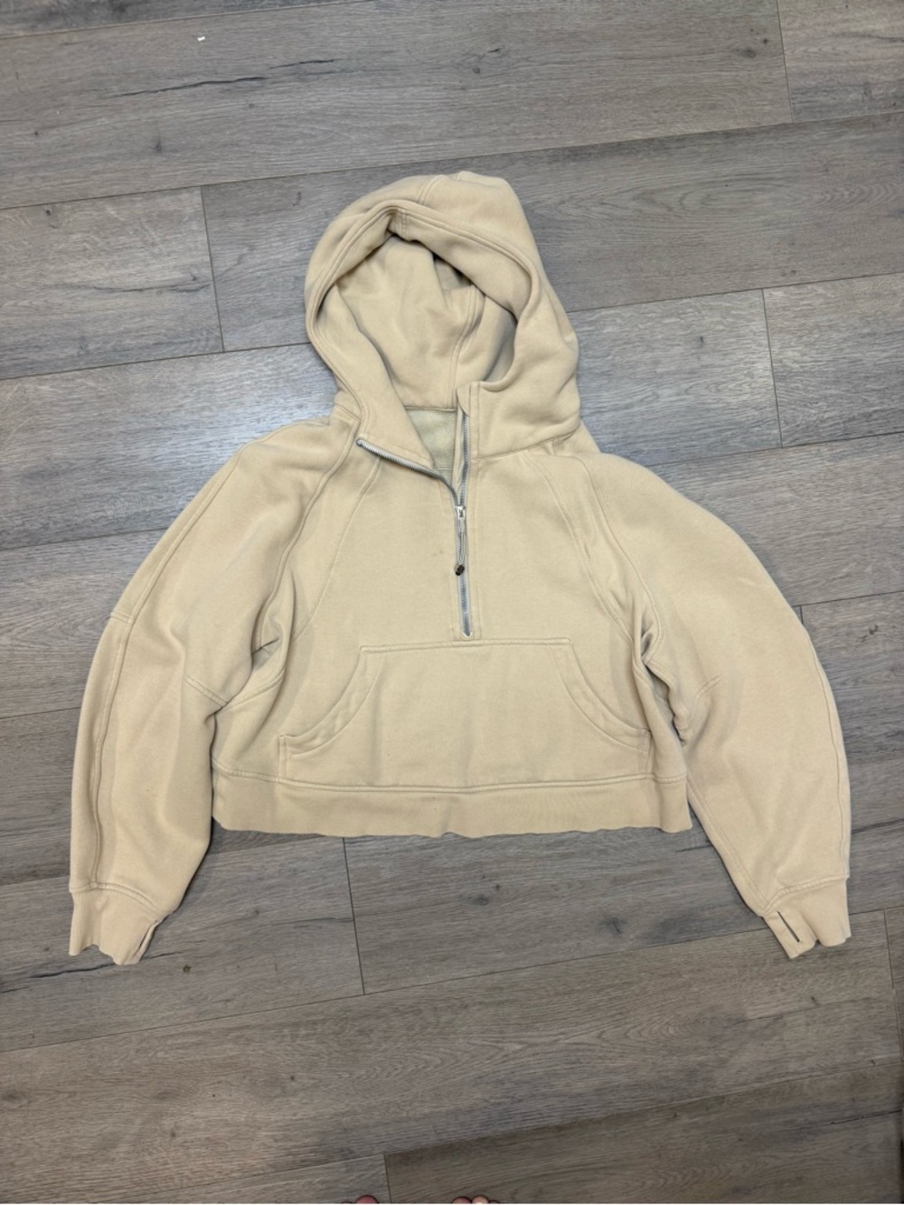 lululemon athletica Cropped scuba in Beige